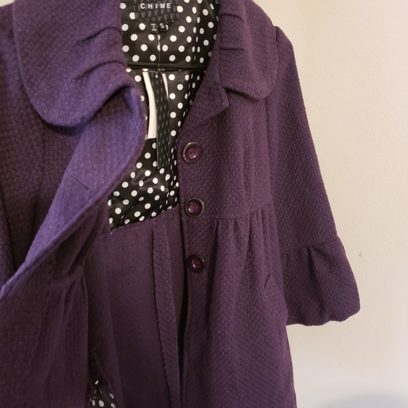 Ladies coat - Picture 2 of 2